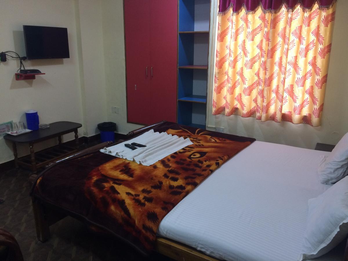 העיר בנגלור Hotel Green Land מראה חיצוני תמונה